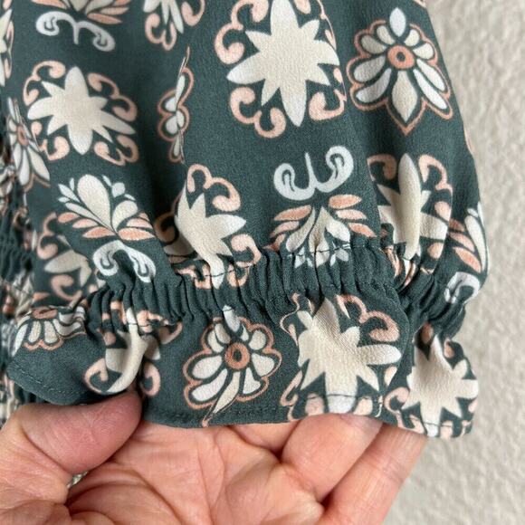 Ann Taylor Loft Outlet Green Pink White La Fleur Boho Knee Length Dress Size XSP - Picture 5 of 8